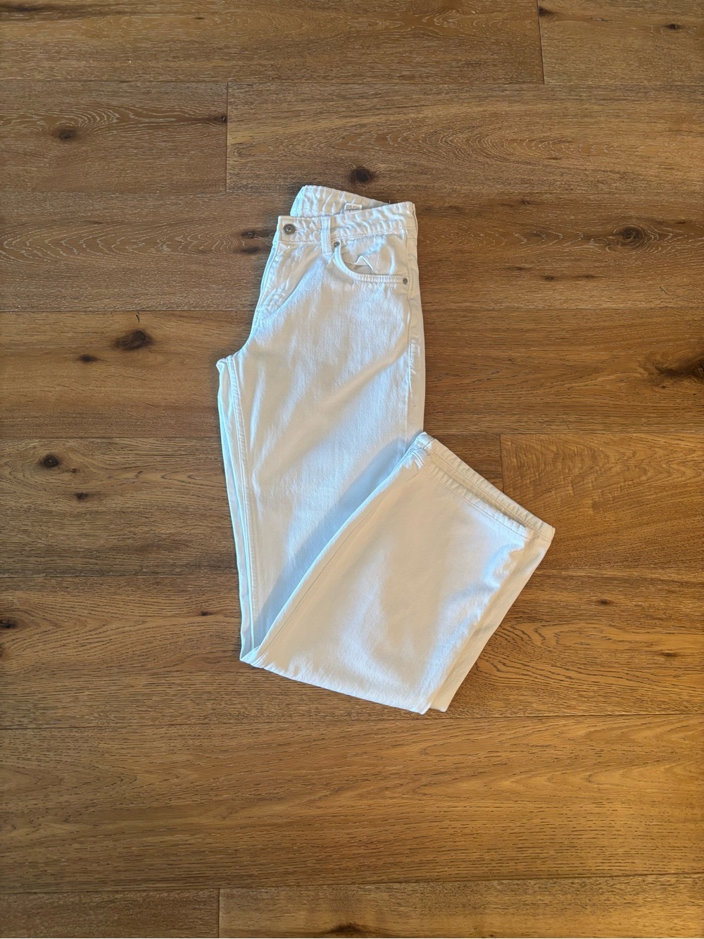 Zara Women’s White Straight-Leg Jeans
